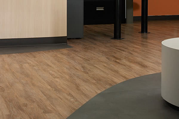 commercial_retail_LVTLVP_roppe