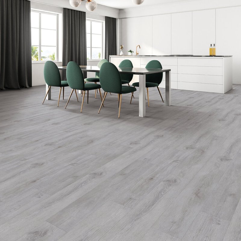 Everwood+-+547+005+-+Pewter+Plate+-+Room+SceneRGB