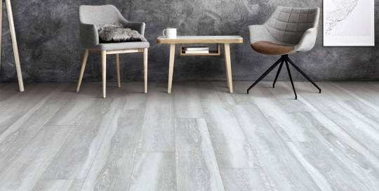 Expanse Plank - Silver Smoked Oak